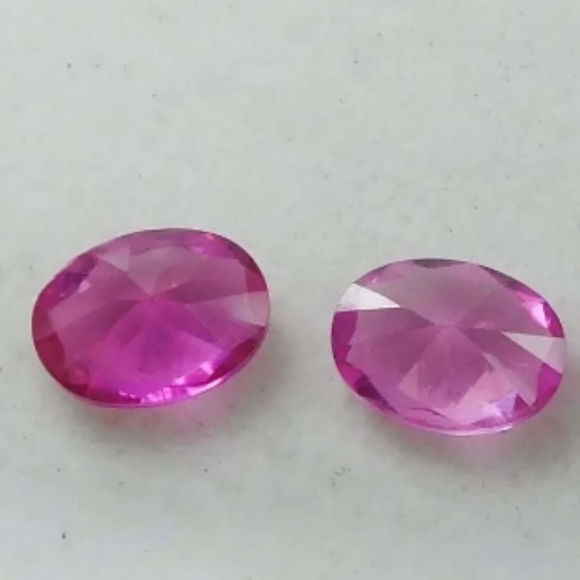 ❤️ 1.80ct Rose Rubies, Oval Cut, Pair of 2x Earring Sized (6x4mm), Loose Gems - Picture 4 of 5